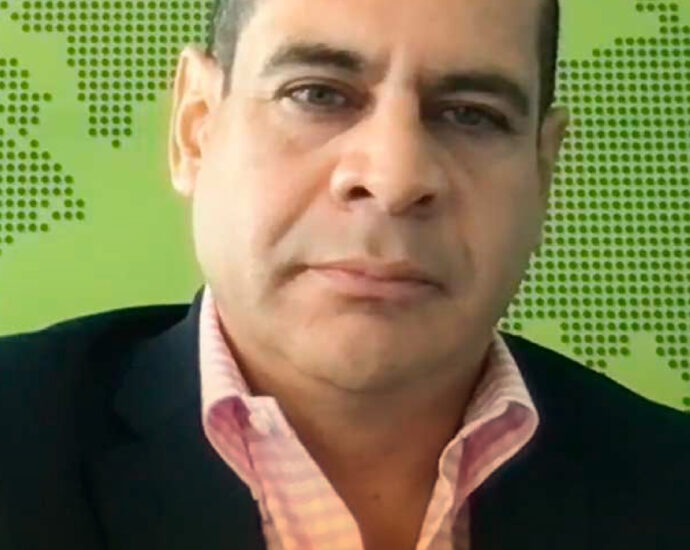 Sector bananero en la nueva administración del gobierno de Daniel Noboa, Ricard Salazar