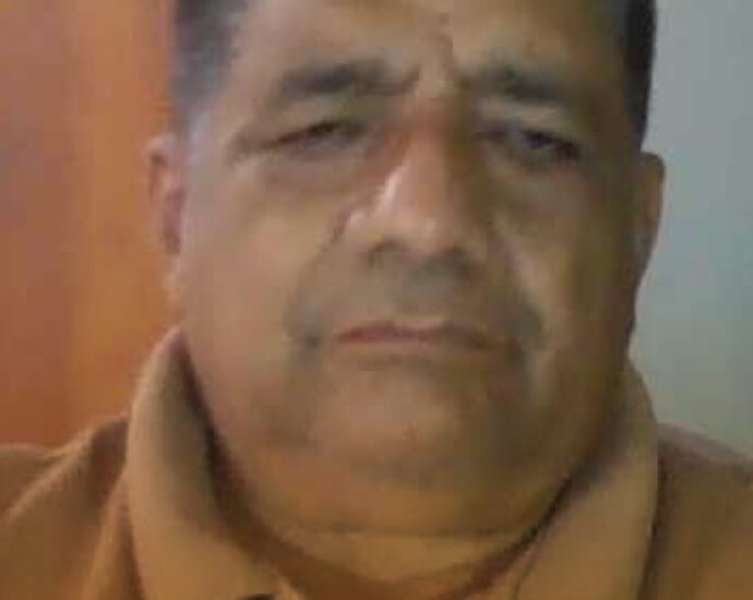 Trabajadores bananeros en Ecuador denuncian violación a derechos humanos y condiciones análogas a la esclavitud