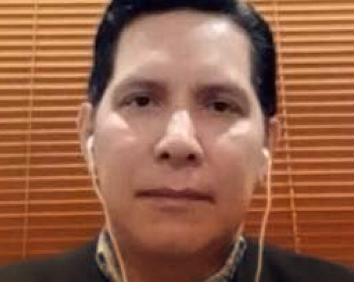 Analista advierte impactos del incremento del IVA al 15%