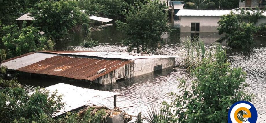 El cambio climático en América Latina quema montes, arrasa litorales y viola los derechos humanos