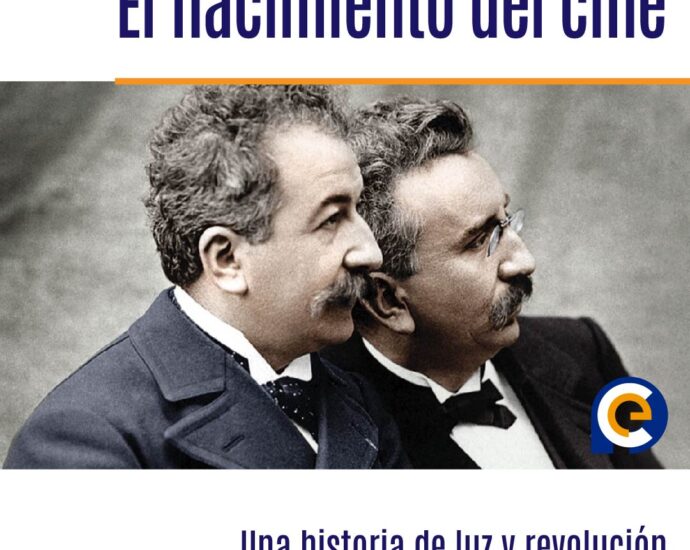 En 1895, los hermanos Lumière proyectan la primera grabación cinematográfica de la historia