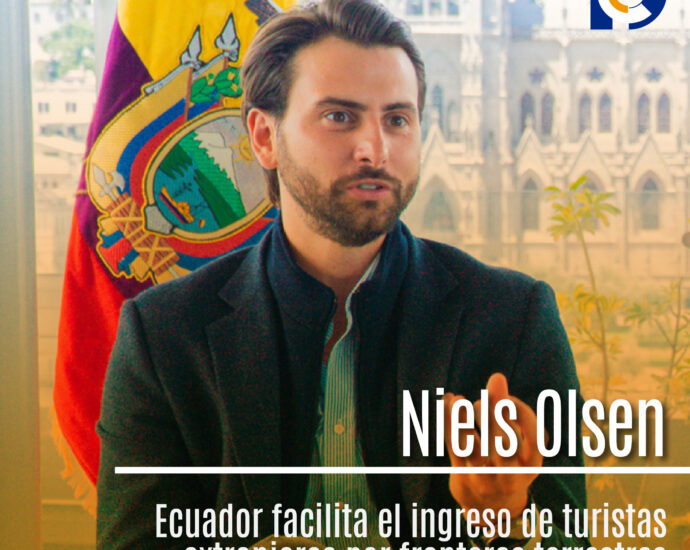ministro de Turismo, Niels Olsen