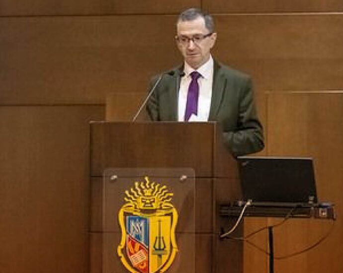 UTPL presenta las primeras "Empresas Junior" de Ecuador
