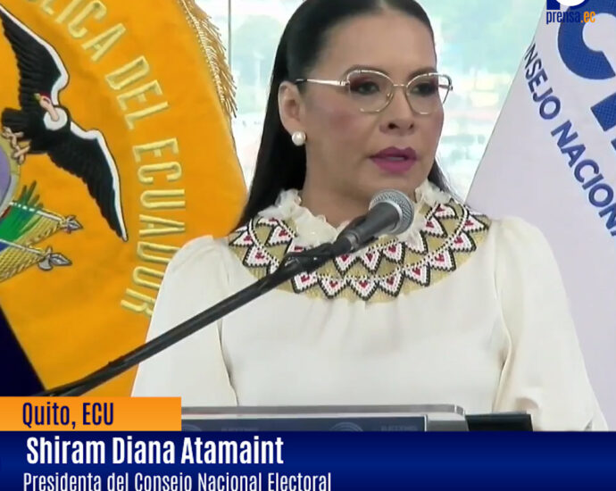 Diana Atamaint: "La democracia ecuatoriana triunfó en las urnas"