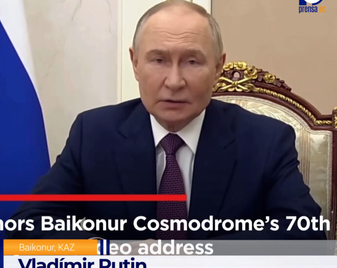 Putin celebra el 70º aniversario del Centro Espacial de Baikonur