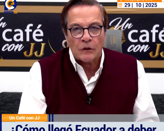 ¿Cómo llegó Ecuador a deber 83.000 millones de dólares?