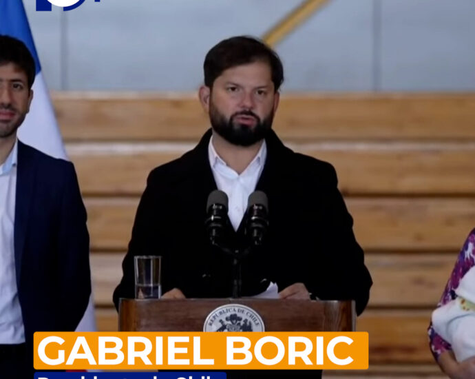 Boric destaca unidad nacional tras sufragar en segunda vuelta presidencial