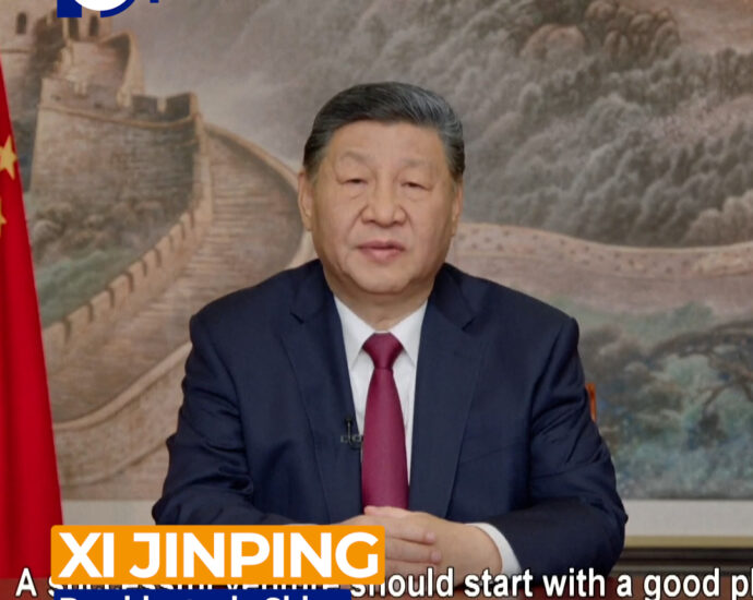 Xi Jinping llama a unidad y modernización en mensaje de Año Nuevo