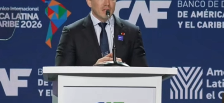 Daniel Noboa destaca reducción histórica de la pobreza en Foro Económico regional