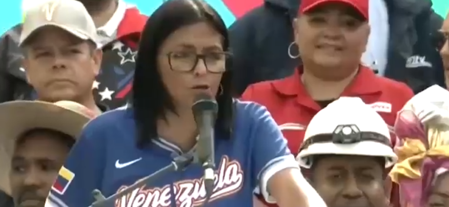 Venezuela incrementa el ingreso mínimo integral a 240 dólares mensuales